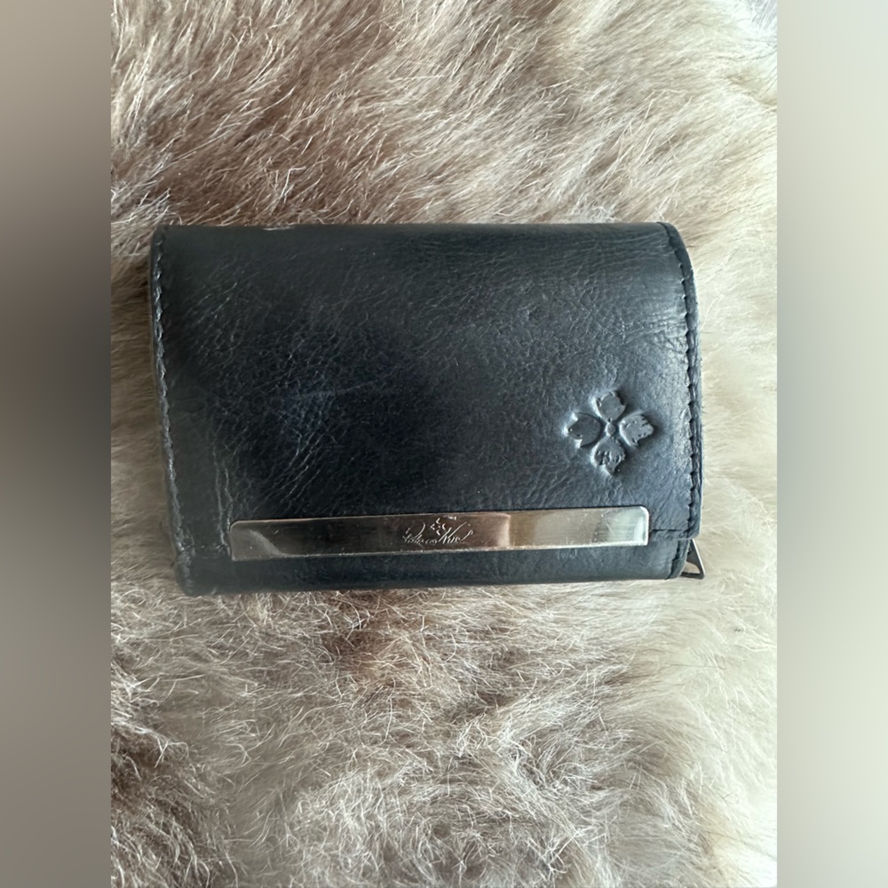 Patricia Nash wallet